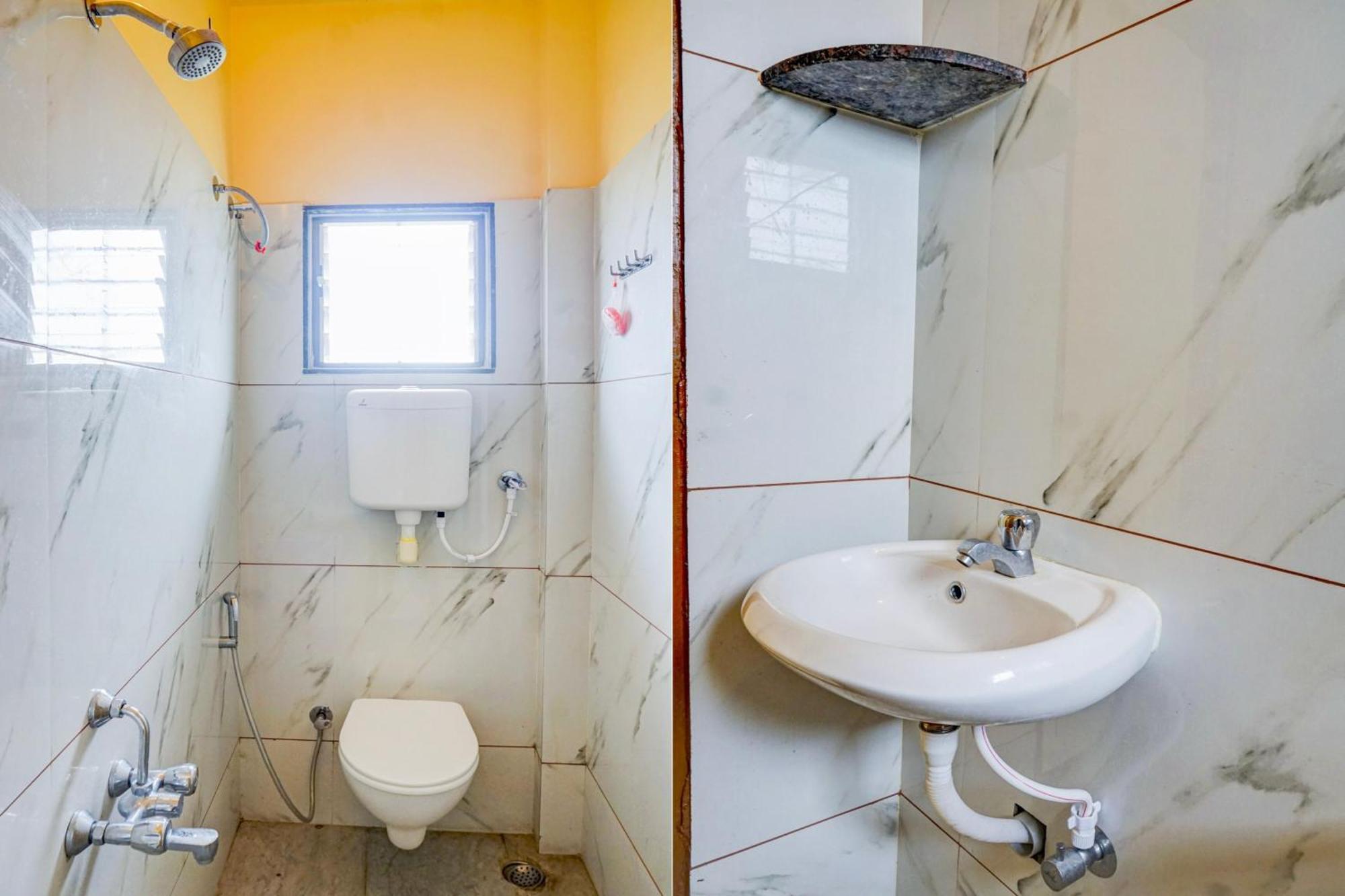 Spot On Hotel Shree Samarth Lodging Колхапур Экстерьер фото